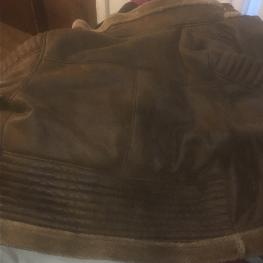 Coat - Picture 6 of 8